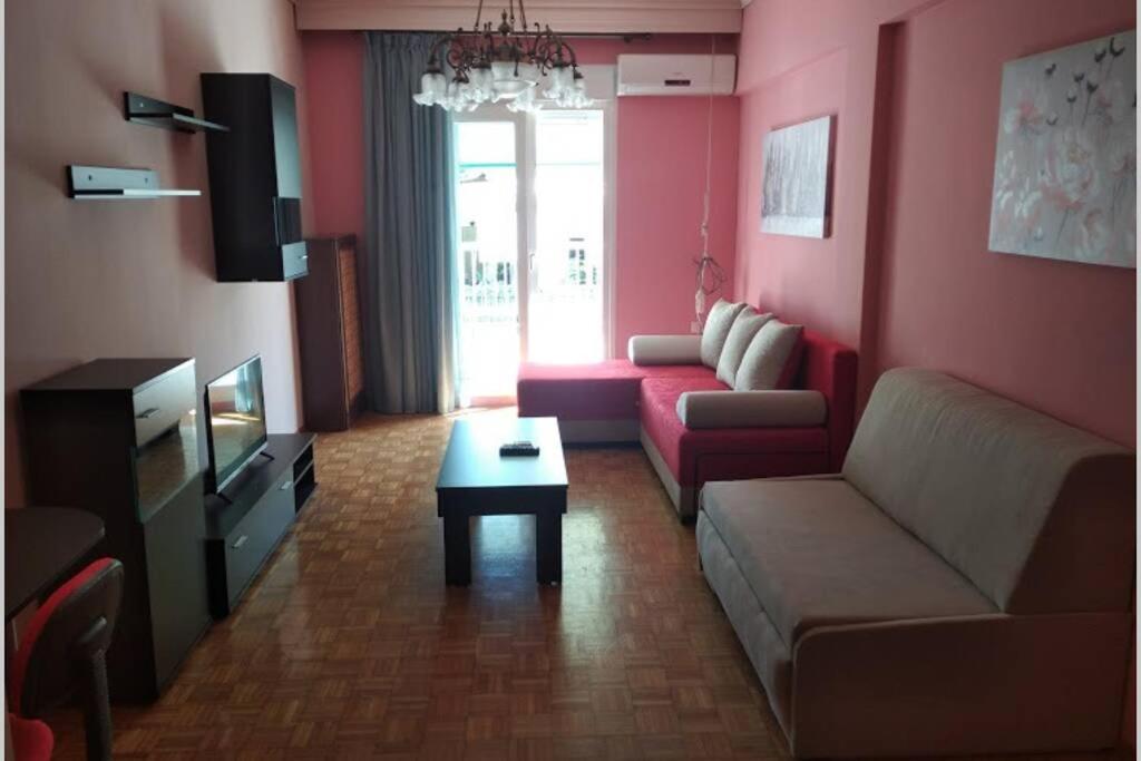 Debby'S Central Apartment Kavala Exteriör bild