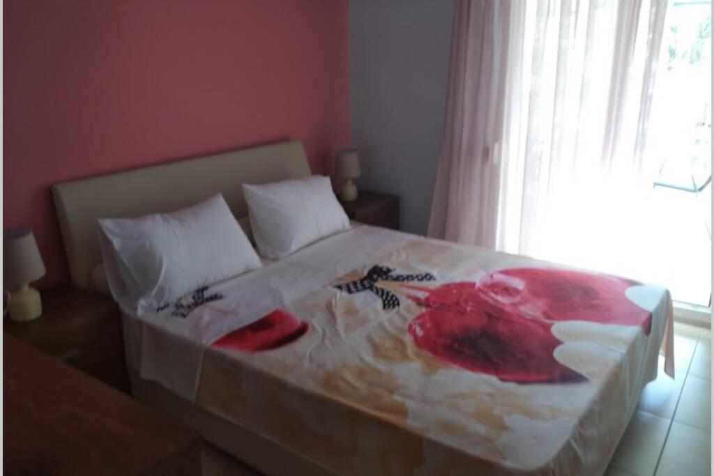 Debby'S Central Apartment Kavala Exteriör bild